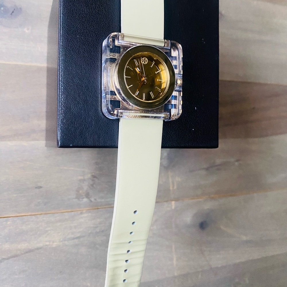 Tory Burch Cream and Gold Lady watch - Picture 6 of 8